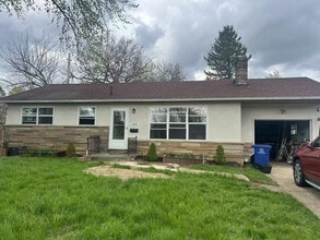 Building Photo - 1492 Garywood Ave