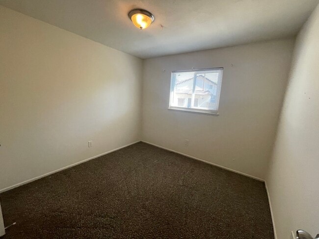 Building Photo - 3 Bedroom Home in Citrus Heights in a Cul ...