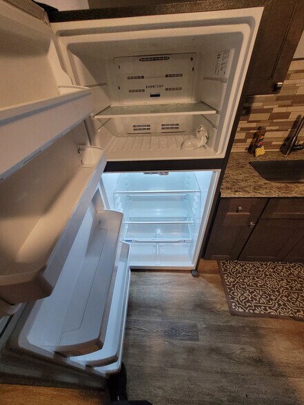 Building Photo - 26 Fiore St