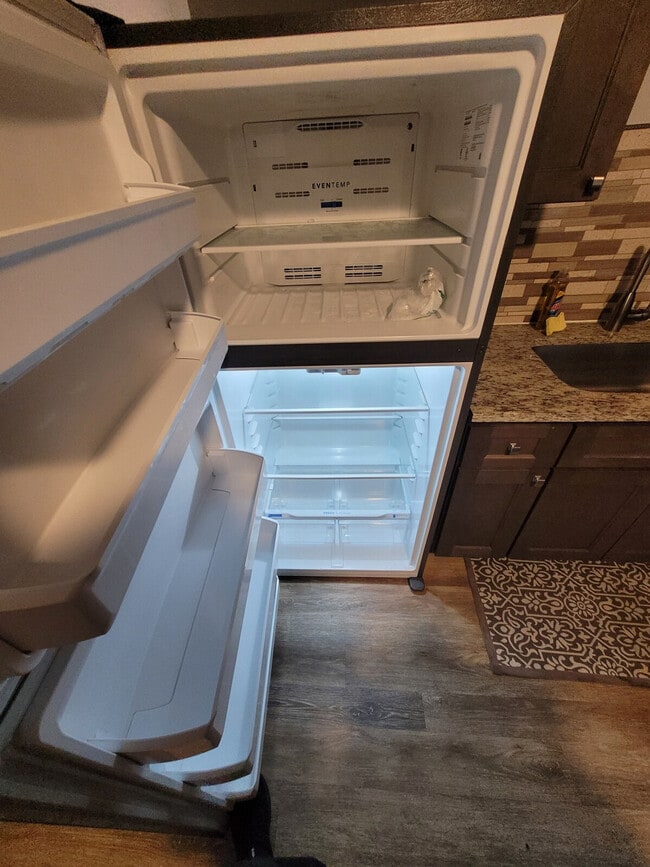 Building Photo - 26 Fiore St