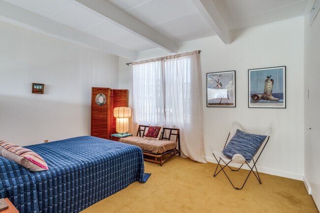 Building Photo - 4500 Westridge Ave