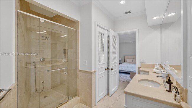 Building Photo - 260 Cape Florida Dr