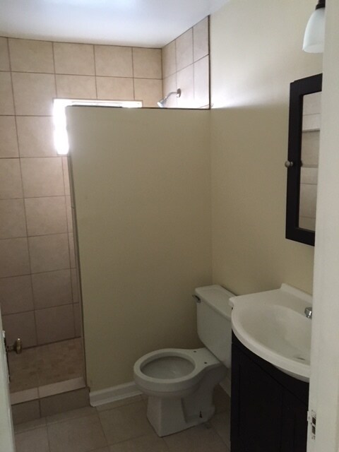 Building Photo - 6852 Main St