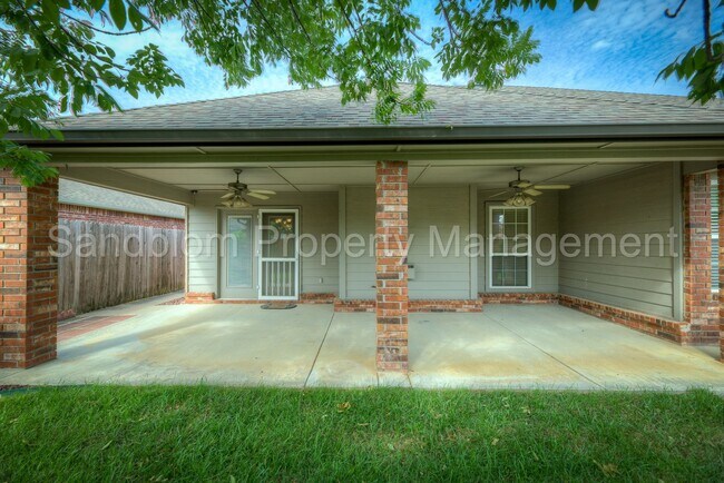 Building Photo - For Lease | Broken Arrow | Available Now!
