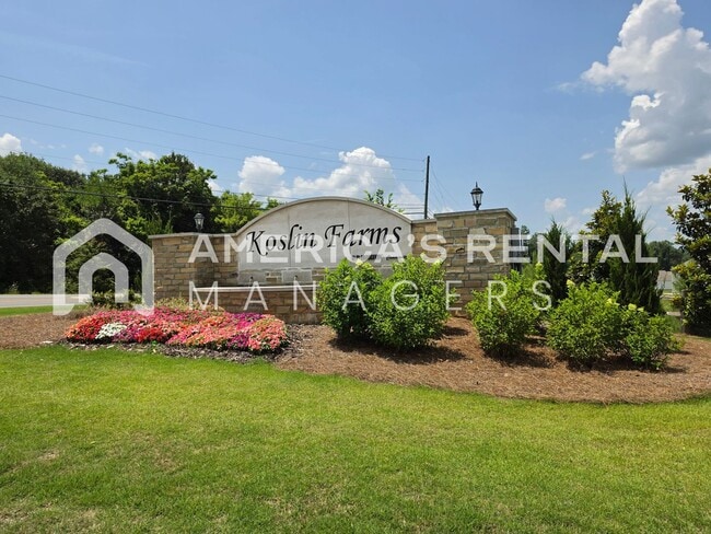 Building Photo - New Construction Home for Rent - With Privacy Fence!