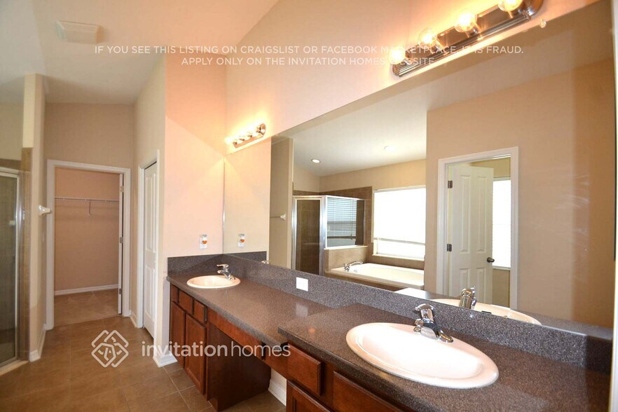 Building Photo - 4905 89th Ln E