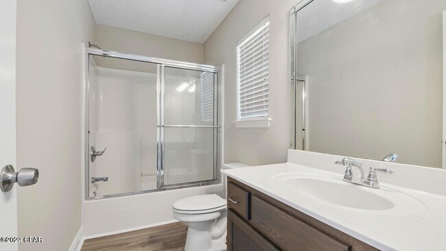 Building Photo - 104 Colony Harbour Rd