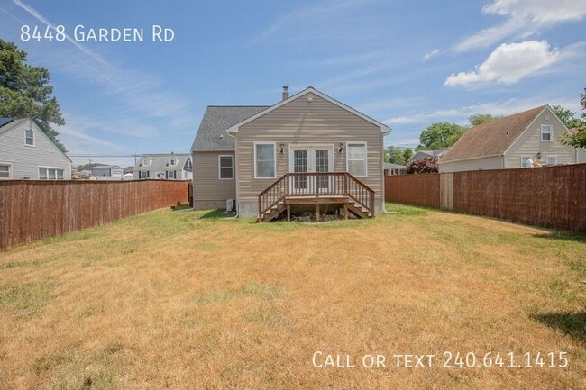 Building Photo - 8448 Garden Rd