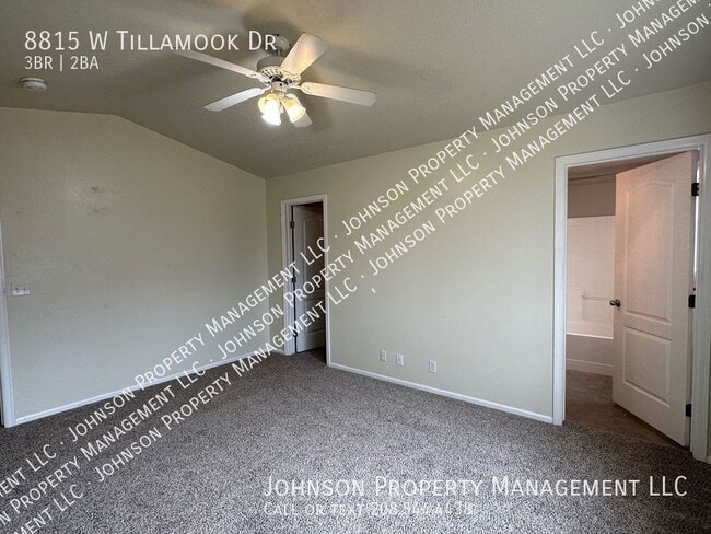 Building Photo - 8815 W Tillamook Dr
