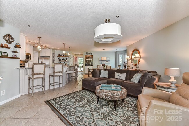 Building Photo - 18557 Vineyard Point Ln