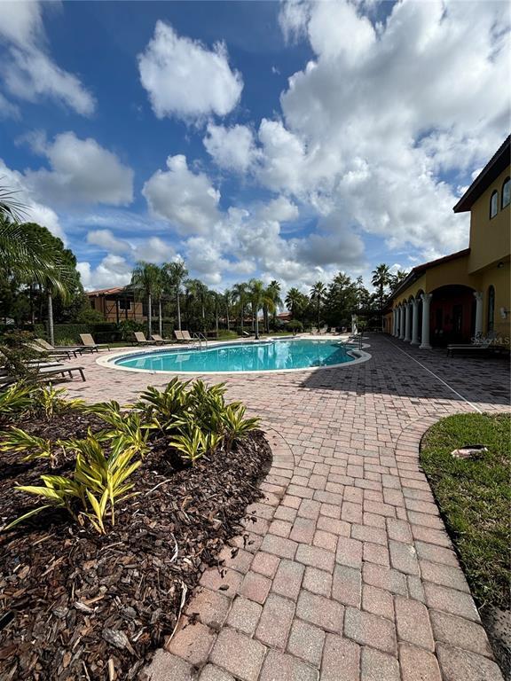 Building Photo - 174 Verde Way