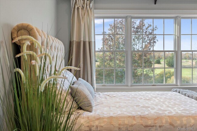 Building Photo - 2995 Laurel Trail