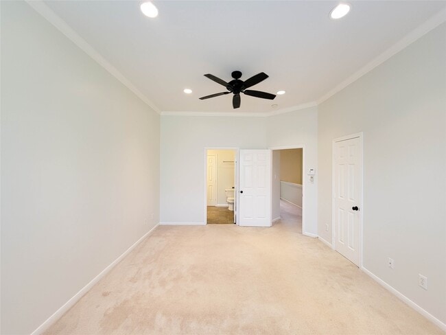 Building Photo - 3010 La Branch St