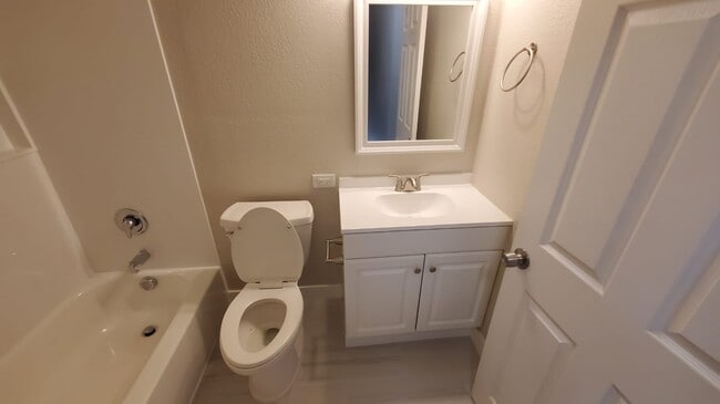 Building Photo - 1291 Elizabeth Ave