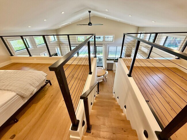 Building Photo - Beautiful Furnished New Construction Calis...