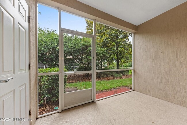 Building Photo - 8159 Summerside Cir