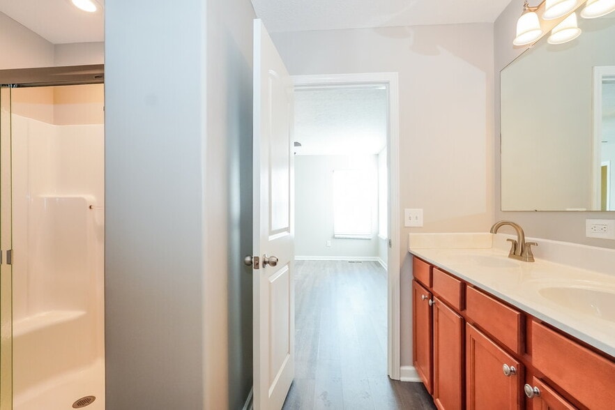 Building Photo - 5841 Marble Creek St