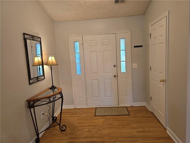 Building Photo - 3585 Plum Creek Trail NW