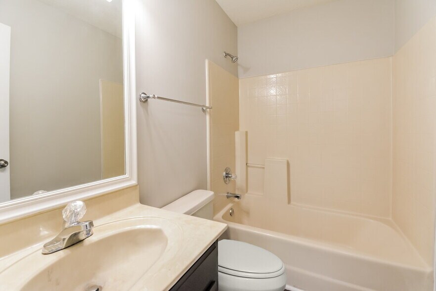 Building Photo - 6032 Bradford Hills Dr