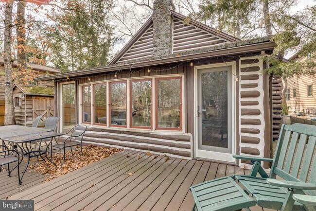 Building Photo - 163 Chippewa Trail