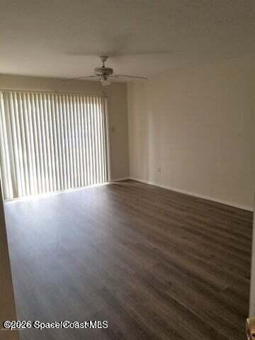 Building Photo - 650 Is Clb Ct