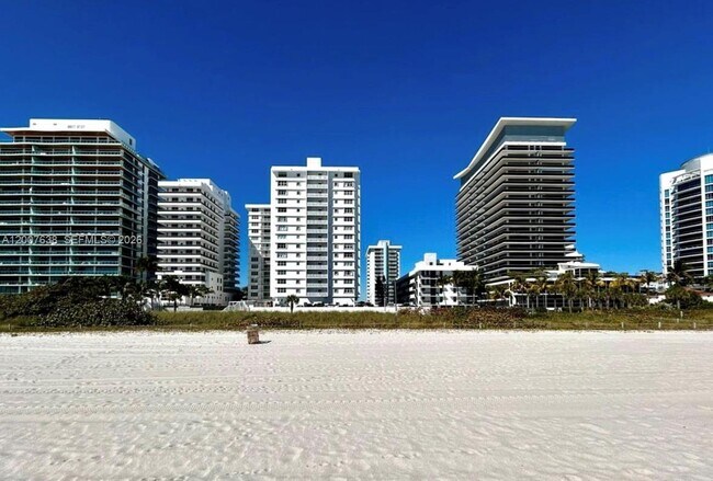 Building Photo - 5838 Collins Ave