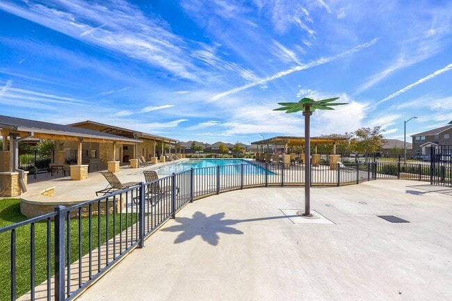 Building Photo - 618 Waterway Ave