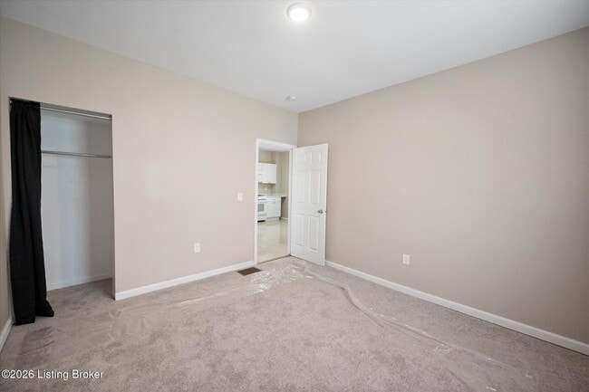 Building Photo - 343 S 42nd St