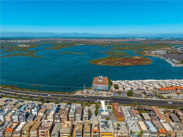 Building Photo - 68 Surfside Ave.
