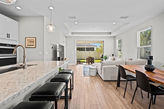 Building Photo - 314 Cool Spgs Ave