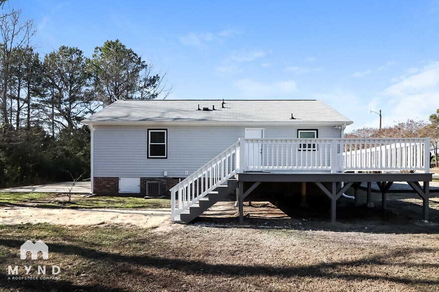 Building Photo - 7132 Cornwallis Rd