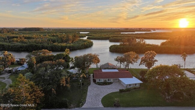 Building Photo - 778 Nassau Rd