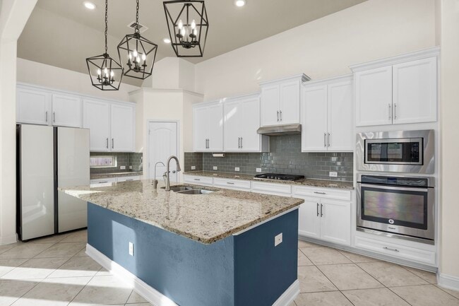 Building Photo - 8222 Lockridge Terrace Ln