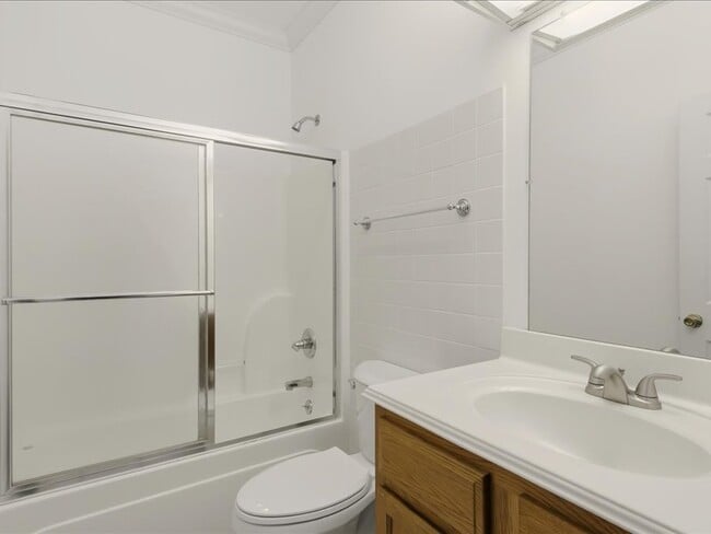 Building Photo - 5320 Baumgardner Rd