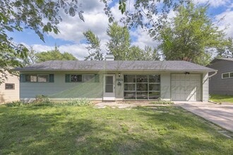 Building Photo - SOUTH KANSAS CITY!!!
