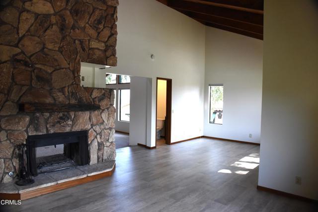 Building Photo - 1523 Vista Del Mar Dr