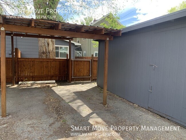Building Photo - 2113 N 15th St