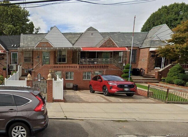 Building Photo - 54-40 80th St