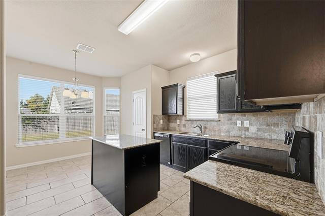 Building Photo - 717 Jennie Marie Cir