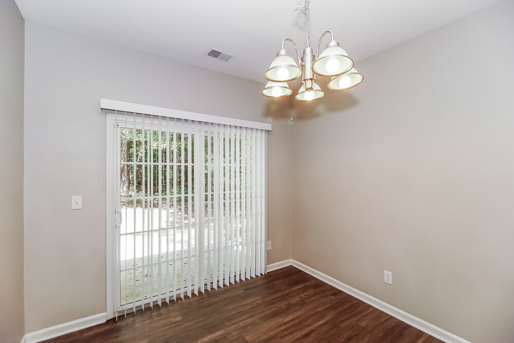 Building Photo - 11430 Northwoods Forest Dr