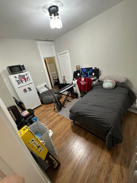 Building Photo - 38 Hemenway St