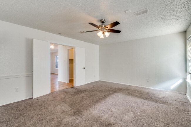 Building Photo - 10141 Chapel Rock Dr