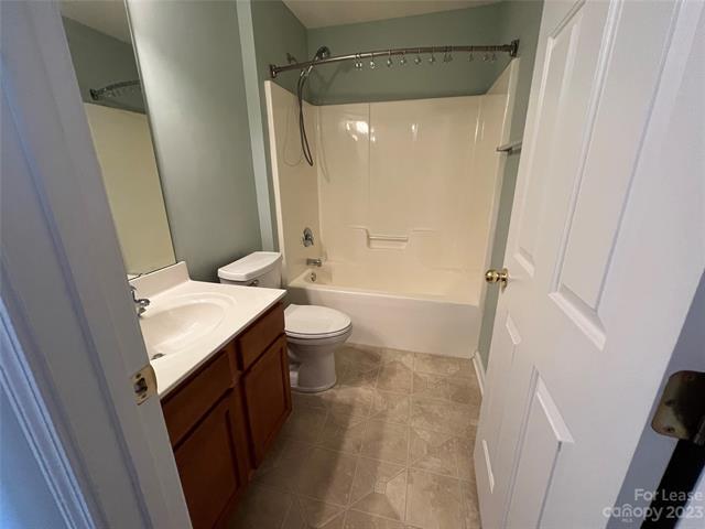 Building Photo - 4254 Piccadilly Ln