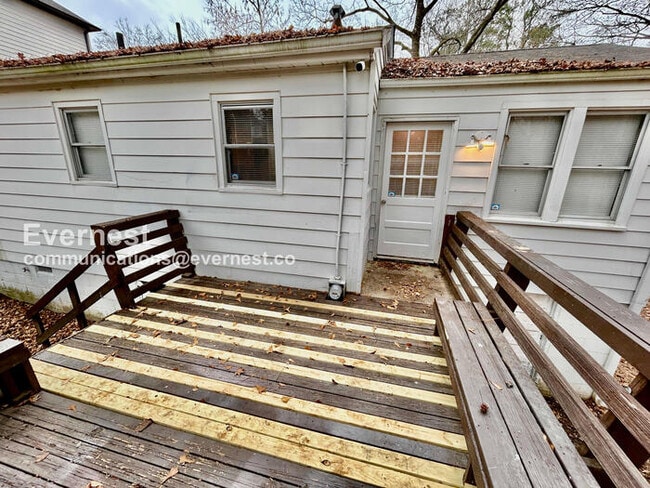 Building Photo - 1738 Duke Rd