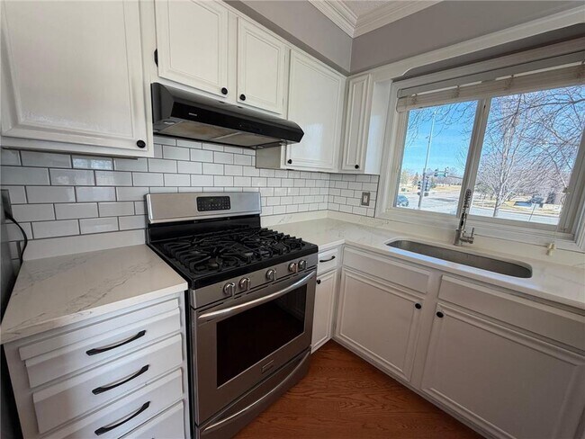 Building Photo - 11941 69th Ave N