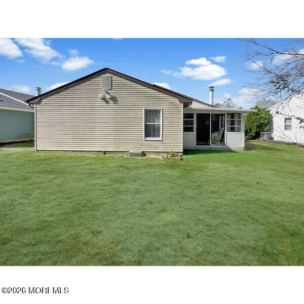 Building Photo - 17 Seaview Ave