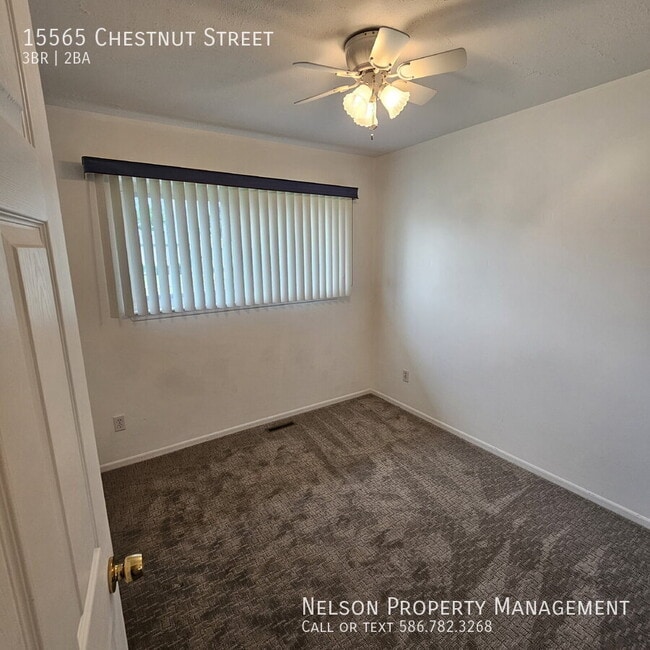 Building Photo - 15565 Chestnut St