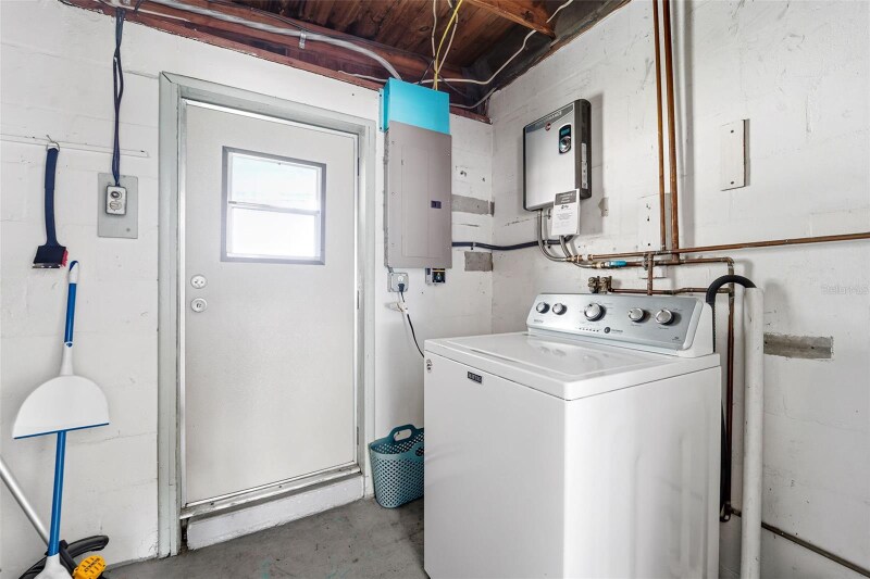 Building Photo - 10949 105th St