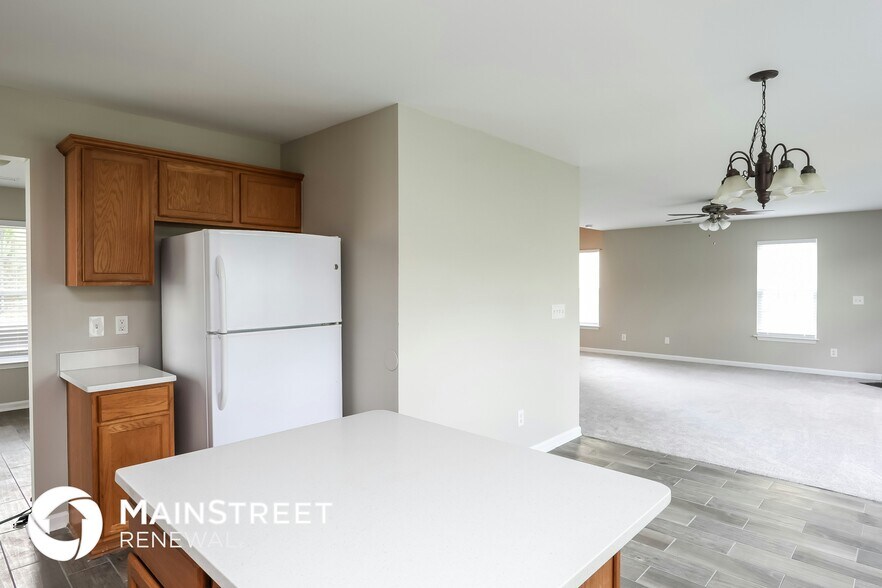 Building Photo - 5902 Laurel Creek Ct