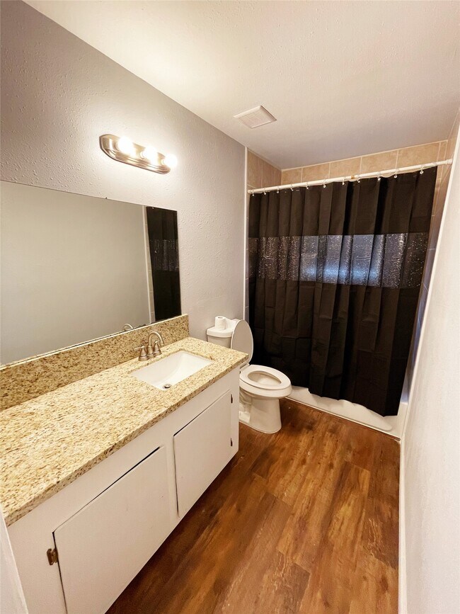 Building Photo - 3627 Keeland St